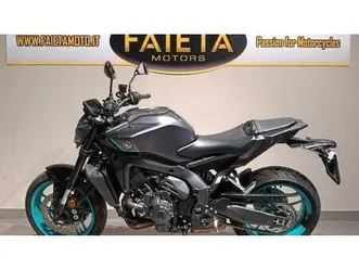 vendo yamaha mt-09 y-amt (2024 - 26) usata a roma (codice 9928202) - moto.it
