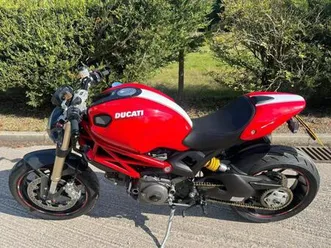 2011 61 ducati monster 1100 m1100 e-a m1100e red termignoni naked muscle history