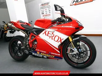 2007 '07 ducati 1098s. only 6,018 miles. akrapovic. stunning bike £10,495