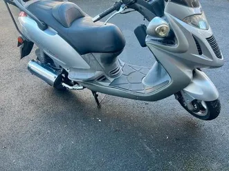 kymco grand dink 125s