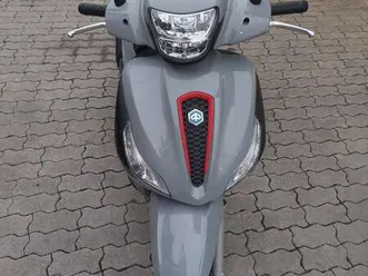 piaggio medley 150 abs roller