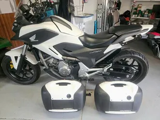 honda nc700x dct mit akrapovic auspuff