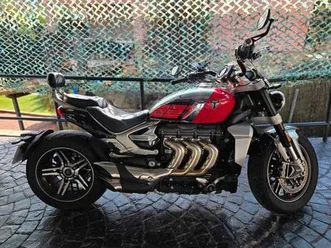triumph - rocket 3 2500