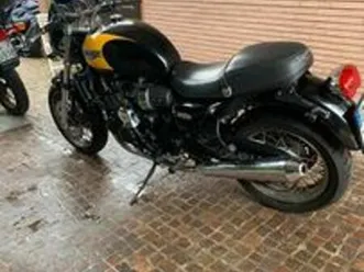 triumph thunderbird - 2004