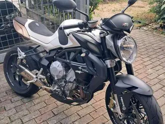 mv agusta brutale 675 bianco
