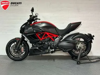 diavel 1200 carbon