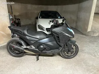 scooter 750 intégra