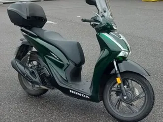 a saisir honda sh125 vetro de 2025 avec 7500 km comme neuf