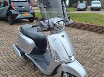 kymco new like 150i zgan — scooters | kymco — marktplaats