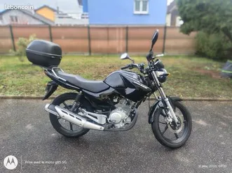 yamaha ybr 125 - très bon état - prête à rouler