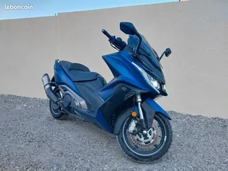 kymco ak550 maxiscooter