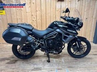 triumph tiger 800 xrx | 14.512 km | givi zijkoffers | tomtom — motoren | triumph — marktplaats