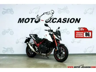 honda - cb 750 hornet