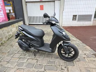 piaggio typhoon 50 2020 50 cm3 | scooter | 3 562 km | noir | 92130 issy les moulineaux