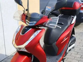 honda sh 125i rosso