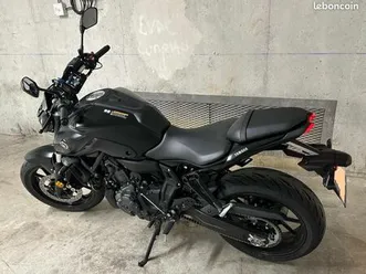 yamaha mt-07 tech black à vendre