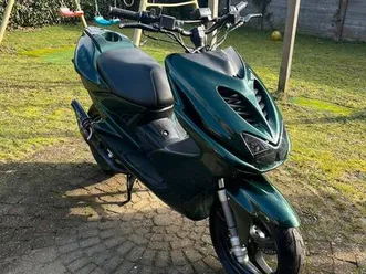 ② yamaha aerox / mbk nitro