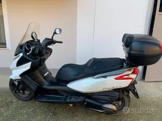 kymco downtown 300i