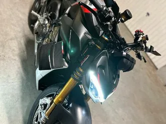 ducati streetfighter v4 sp état neuf serie numéroté et limitée