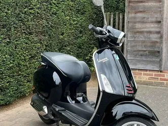 ② vespa sprint 50 cc klasse b