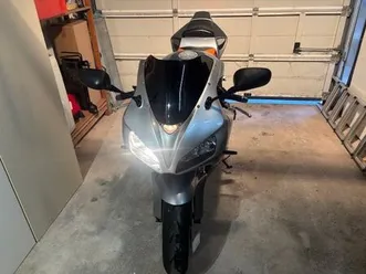 honda cbr 1000 rr - sc 57