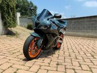 honda cbr 600 - 2011
