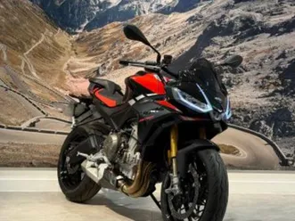 aprilia tuono 660 factory 2025 660 cm3 | moto roadster | 977 km | 93200 st denis