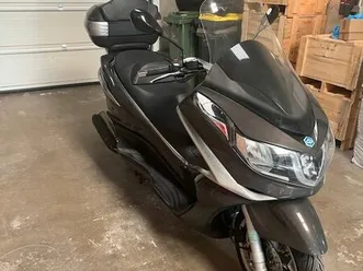 piaggio x10 500 cc