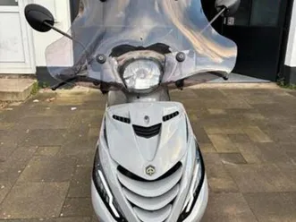 piaggio zip 4 takt - perfecte staat! — scooters | piaggio — marktplaats