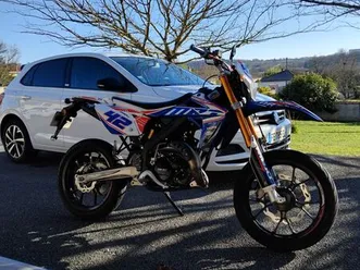 moto rieju mrt pro d'origine contrôle techniques ok