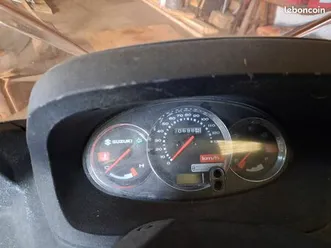 vends scooter 125 suzuki burgman