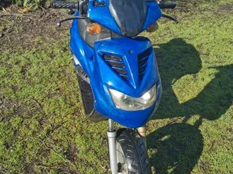 scooter généric cracker