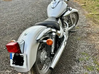 suzuki intruder