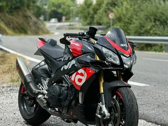 aprilia tuono v4 rr