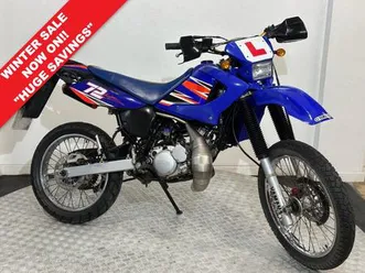 yamaha dt125r lovely condition comes with new mot and warranty 124 cc