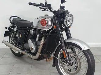 2025 bsa gold star 650 – 1 owner – low miles 1,416 – dawn silver – extras