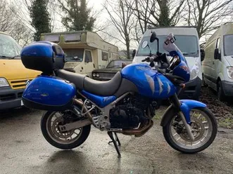 triumph tiger 955i triple) adventure style classic motorcycle (cracking value £