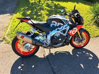 aprilia tuono v4 factory 13tstd km