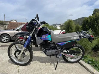 yamaha xt 350 como nova impecável