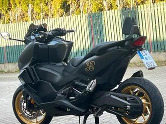 honda forza 750 sportroller grau schwarz mit akrapovic auspuff