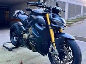 ducati streetfighter v4s