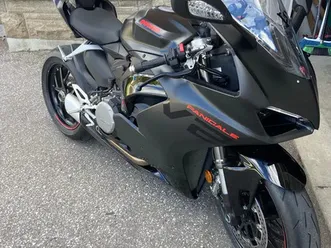 2024 ducati panigale v2
