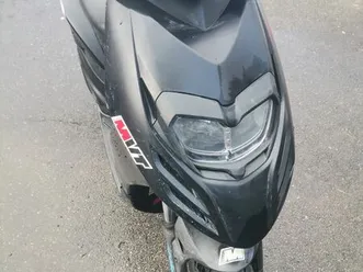 scooter aprilia sr 50 cc motard