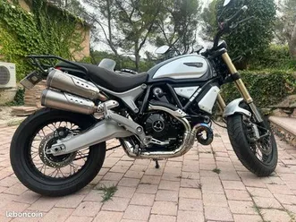 1100 scrambler spécial