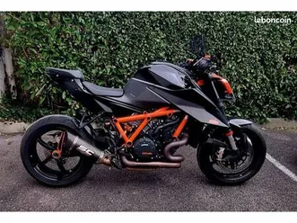 ktm superduke 1290 v3