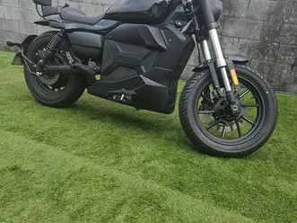 moto électrique a1