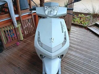 scooter vivacity 3