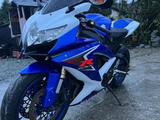 suzuki gsx~r 600 cc
