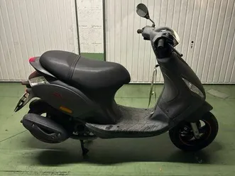 zip 4t il roule nickel juste des petites rayure sur le coté