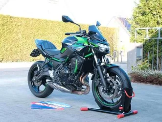② kawasaki z650 sport
